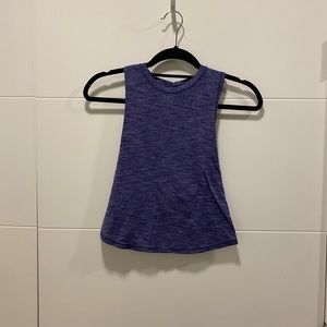 Lululemon crop top with open back detail. Size 6